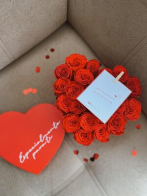 BOX HEART ROSES / 24 ROSAS ROJAS